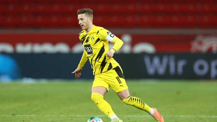 Льов: Ройс си връща формата, Джан е лидер