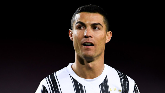 Между Роналдо и Пирло има химия