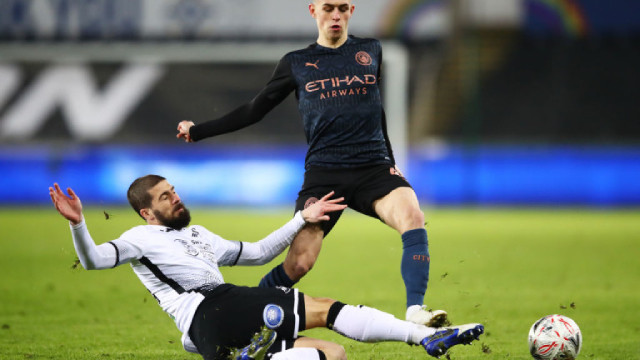 Сити с рутинна победа за Купата, Пеп счупи рекорд в Англия