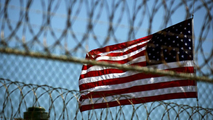 Белият дом планира закриване на затвора в Гуантанамо