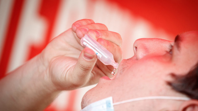 Във Виена тестват за COVID-19 и с гаргара