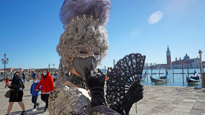 Без туристи на карнавала във Венеция