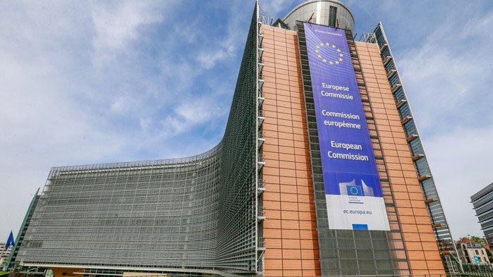 ЕК стартира програма за изследване на новите щамове на COVID-19