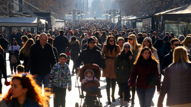 Галъп: Вероятно 1/3 от пълнолетните българи вече са преболедували COVID-19