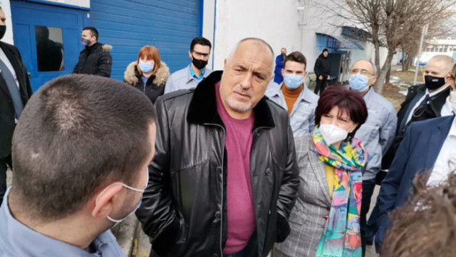 Борисов: С ускоряването на ваксинацията и предприятията ще започнат на функционират нормално