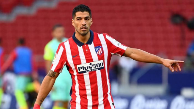 Атлетико е платил на Барселона за Суарес