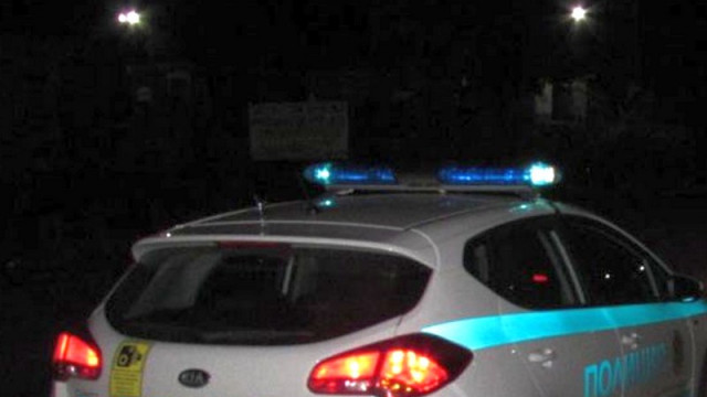 След гонка с полицията, униформените задържаха 22-годишен мъж без книжка