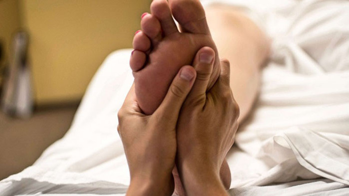 Рефлексотерапия – повече от масаж на краката