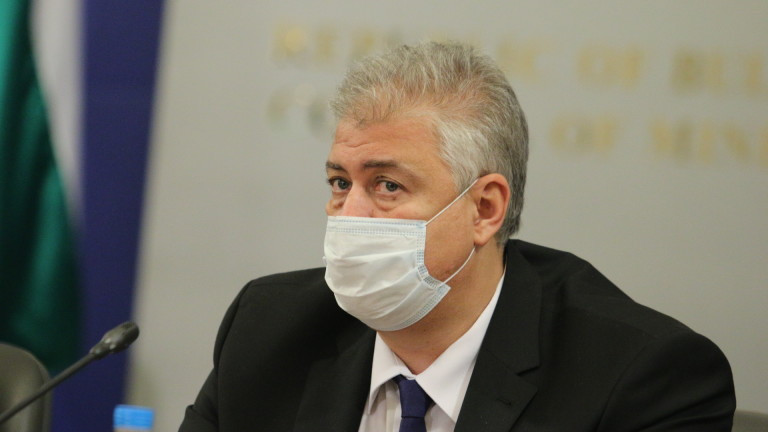 Зеленият коридор за ваксинация срещу COVID-19 в Пирогов продължава от 13 часа