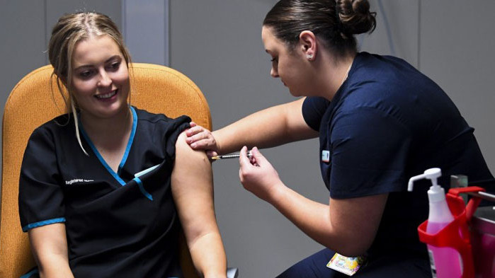 Старт на ваксинацията в Австралия