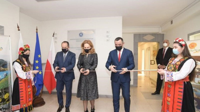 Марияна Николова откри българско туристическо представителство във Варшава