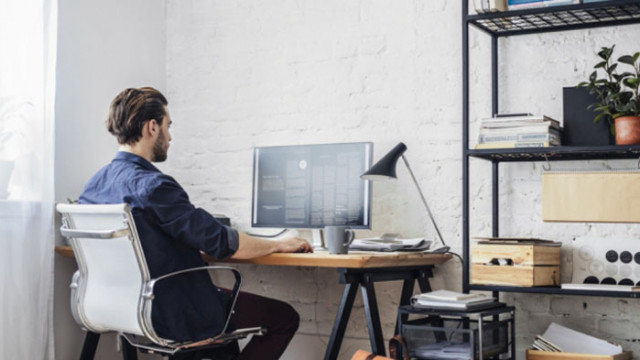 Служителите, работещи дистанционно, продължават да поставят в риск организациите