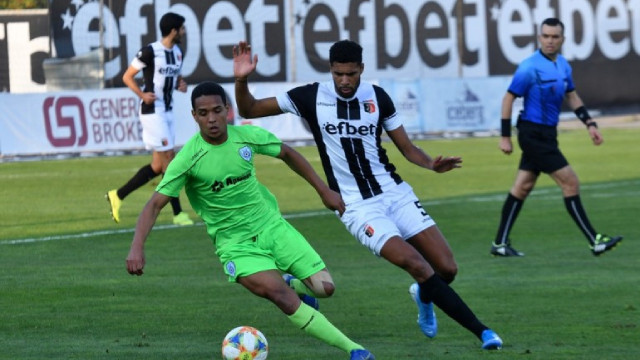 Черно море преподписа с основен футболист