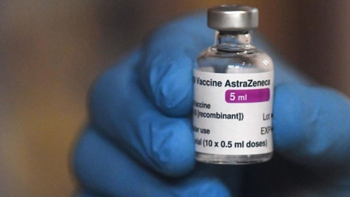 AstraZeneca: Ваксината ни е ефективна и при възрастните