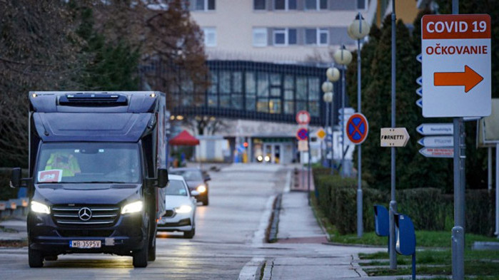 Словакия наложи вечерен час в опит да пребори високите нива на смъртност от COVID-19
