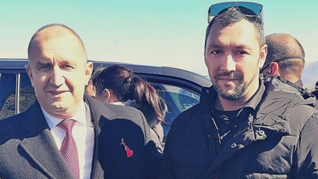 „Лудият репортер” отново се е снимал с Радев