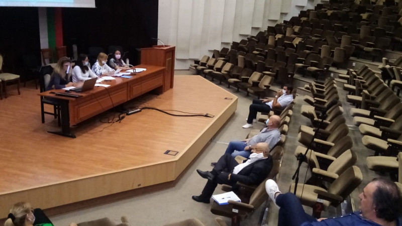 На сесия на Общински съвет бе приет бюджета на Варна за 2021г.