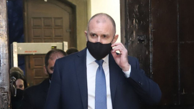 Радев недоволен: Мотивите за отмяна тържествата на Шипка са политически