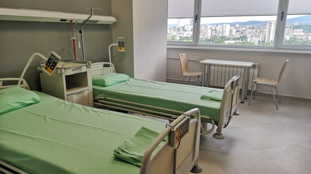 Областната болница в Сливен разкри четвърто COVID отделение