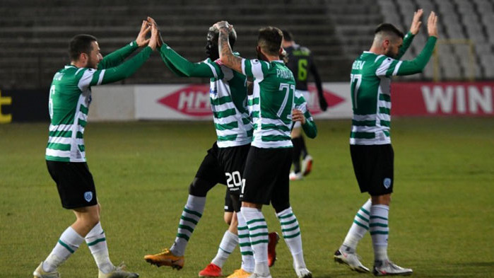 Феновете на Черно море недоволни от съдийството