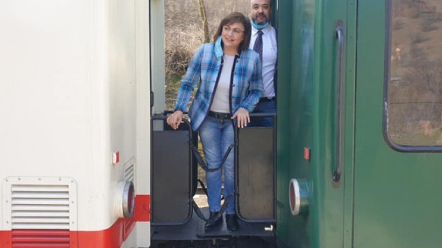 Зареждаща емоция във влака теснолинейка Септември Велинград   