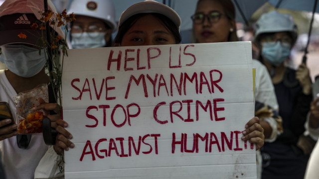 Най малко 10 души бяха убити в Мианмар след жестоки репресии срещу