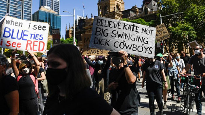 Протести срещу насилието над жени в Австралия