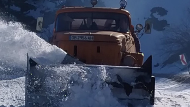 Сняг и лоши метеорологични условия спряха движението Клисура - Самоков