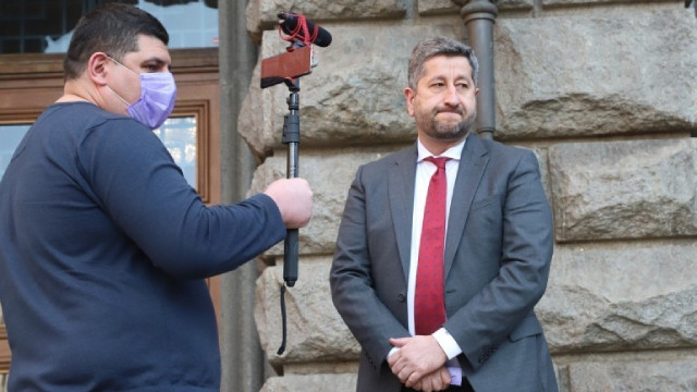 Радан Кънев скочи на Христо Иванов заради Иво Мирчев