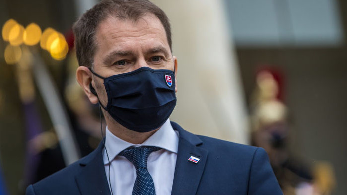 Премиерът на Словакия е готов да подаде оставка заради скандала с руската ваксина