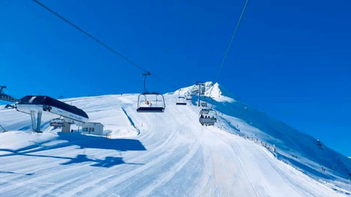 Повишена е лавинната опасност в района над Банско на 4-та