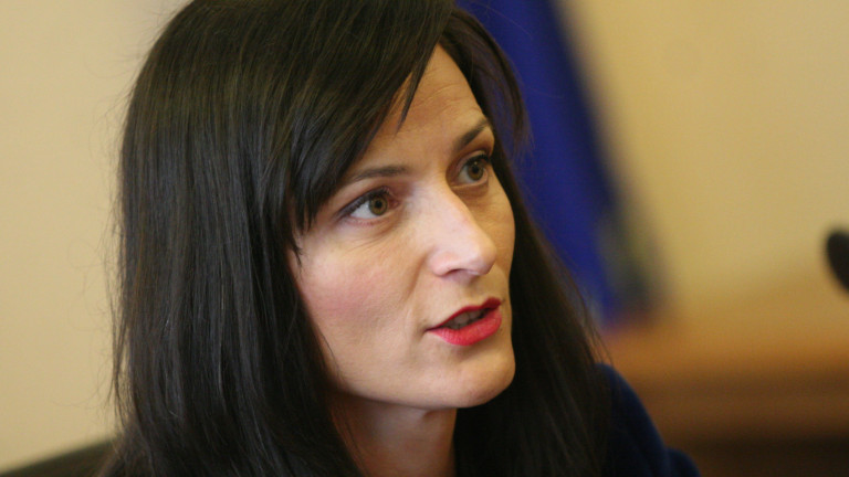 Да мислим още сега за производството на ваксина срещу COVID-19, призова Мария Габриел