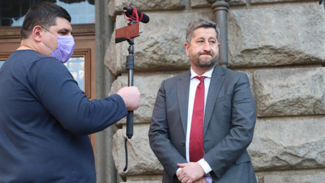 Отново сигнали за цензура на страницата на Демократична България Сигнал