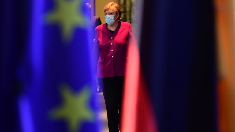 Меркел: Компаниите трябва да изпълнят договорките с ЕС за ваксини