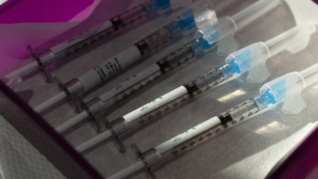 Ваксината на Pfizer BioNTech срещу коронавируса може да се съхранява при нормална