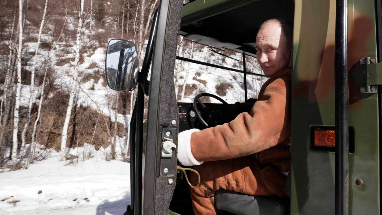 "Зюддойче цайтунг": Путин и неговата пропаганда с овчия кожух