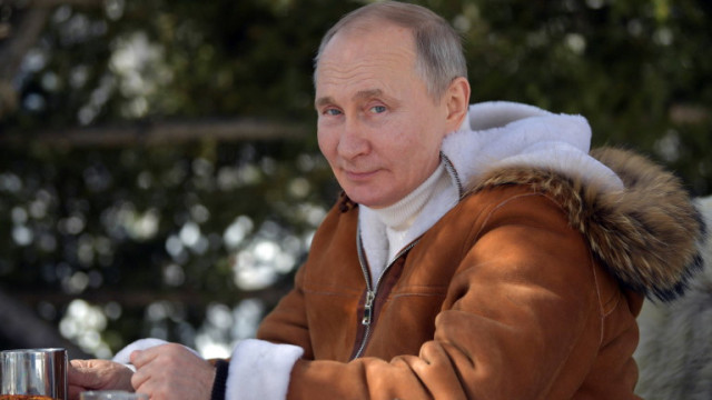 Кремъл публикува нови снимки на Владимир Путин които за пореден път