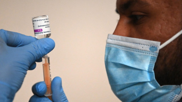 Правителството на Великобритания планира да осигури подсилваща доза срещу коронавируса за