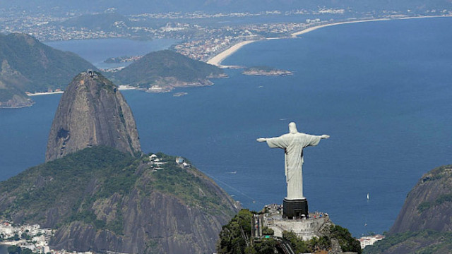 Статуята на Исус Христос в Рио де Жанейро тази година