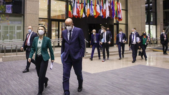 Разговорите са насрочени за 6 април Европейските лидери Урсула фон