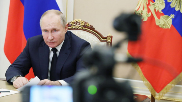 Владимир Путин иска да държи огромната си империя твърдо под