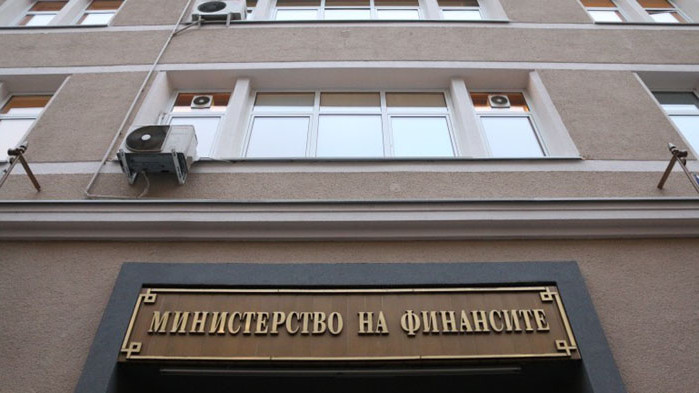 На база на данните от месечните отчети за касово изпълнение