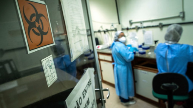 Бразилия регистрира най тежкия месец от началото на коронавирусната епидемия в страната след
