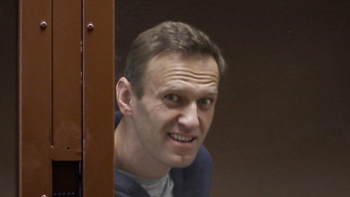 Прокремълските медии се хвърлиха да отхвърлят оплакванията на Навални за здравето му