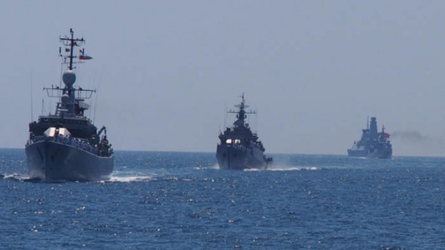 Корвета „Решителни“ и вертолет AS 565 MB “Panther”  участват в съвместно учение от типа PASSEX