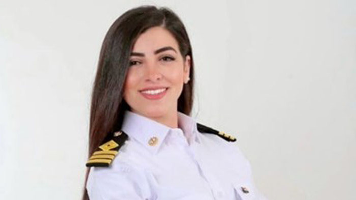 Взеха под прицел за кризата в Суецкия канал първата жена капитан на Египет