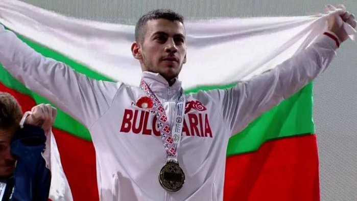 Стилиян Гроздев спечели трета европейска титла за България