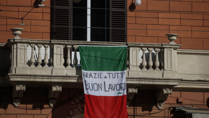Почти 1 млн. италианци останали без работа