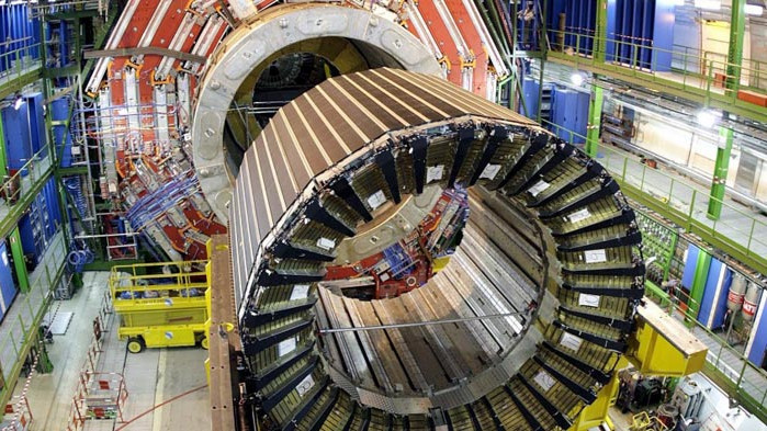 От CERN искат нов суперколайдер за 21 млрд. евро