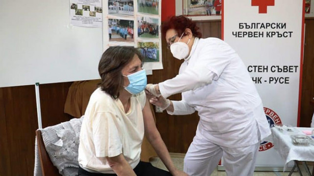 Започна имунизацията срещу COVID-19 на бездомните и скитащи лица в област Русе